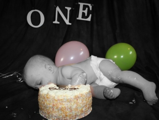 cake and ballons